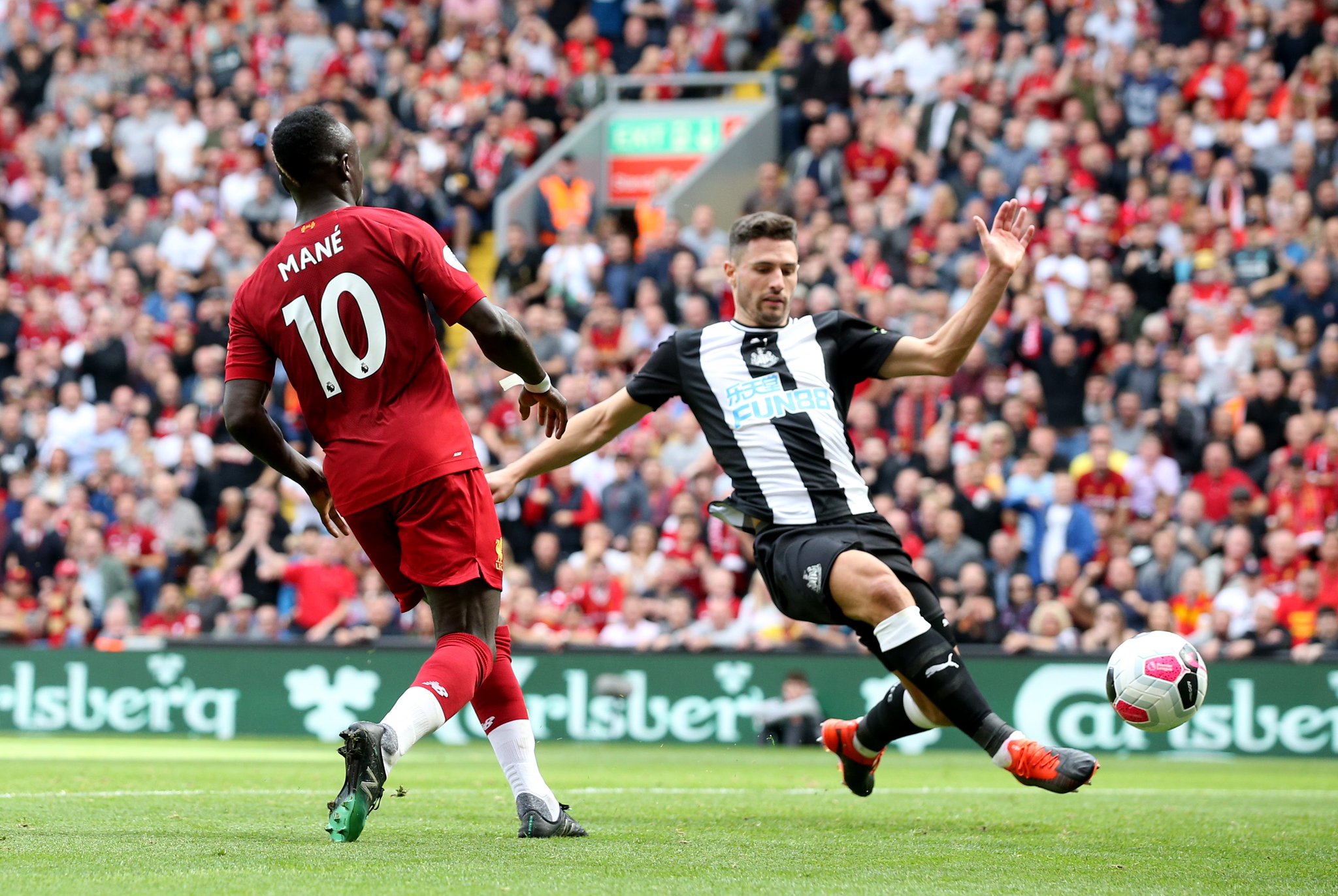 激烈竞争 激烈竞争